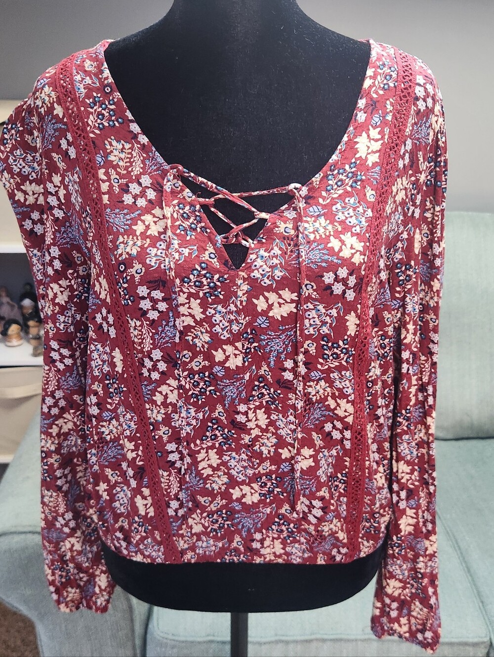 Self E Women's Burgundy Floral Lace-Up Long Sleeve Top Boho Medium